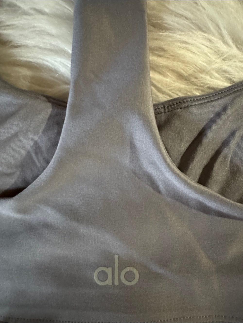 Alo yoga top size small